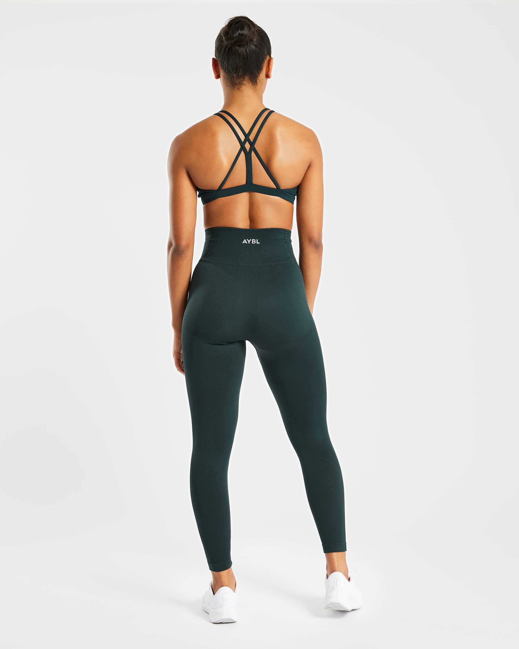 Essential Strappy Sports Bra - Forest Groen