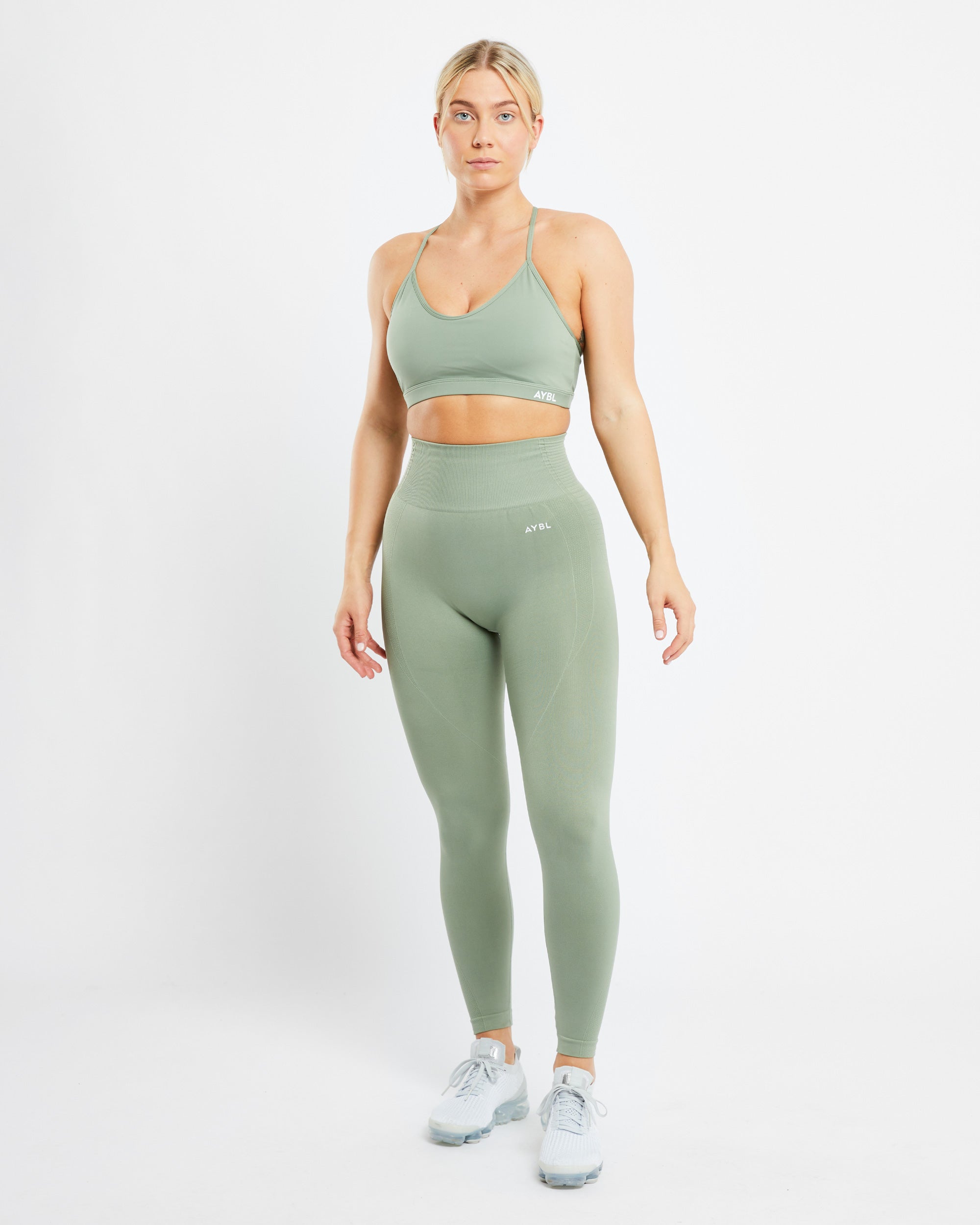 Essential V Neck Sports Bra - Olive Groen