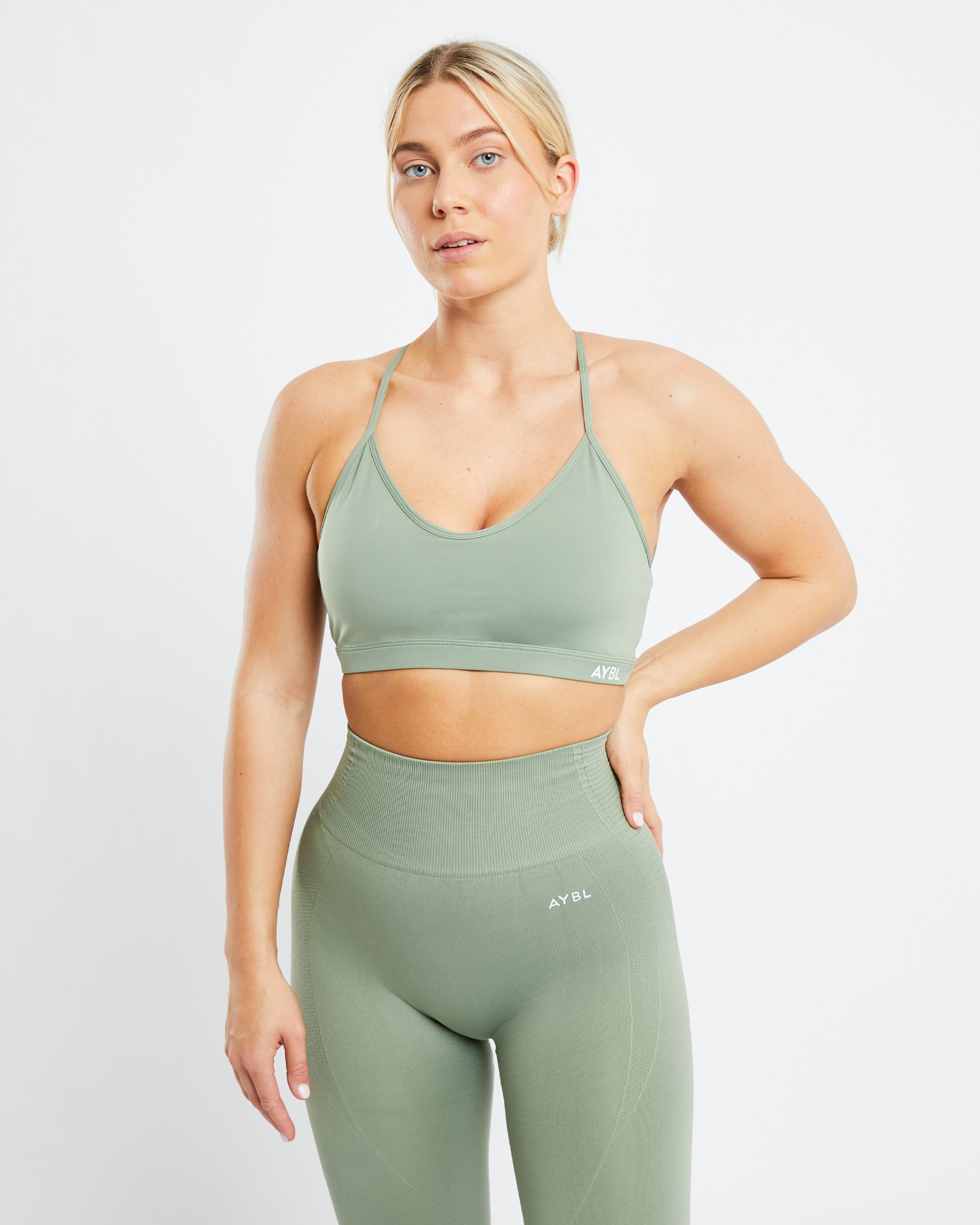 Essential V Neck Sports Bra - Olive Groen