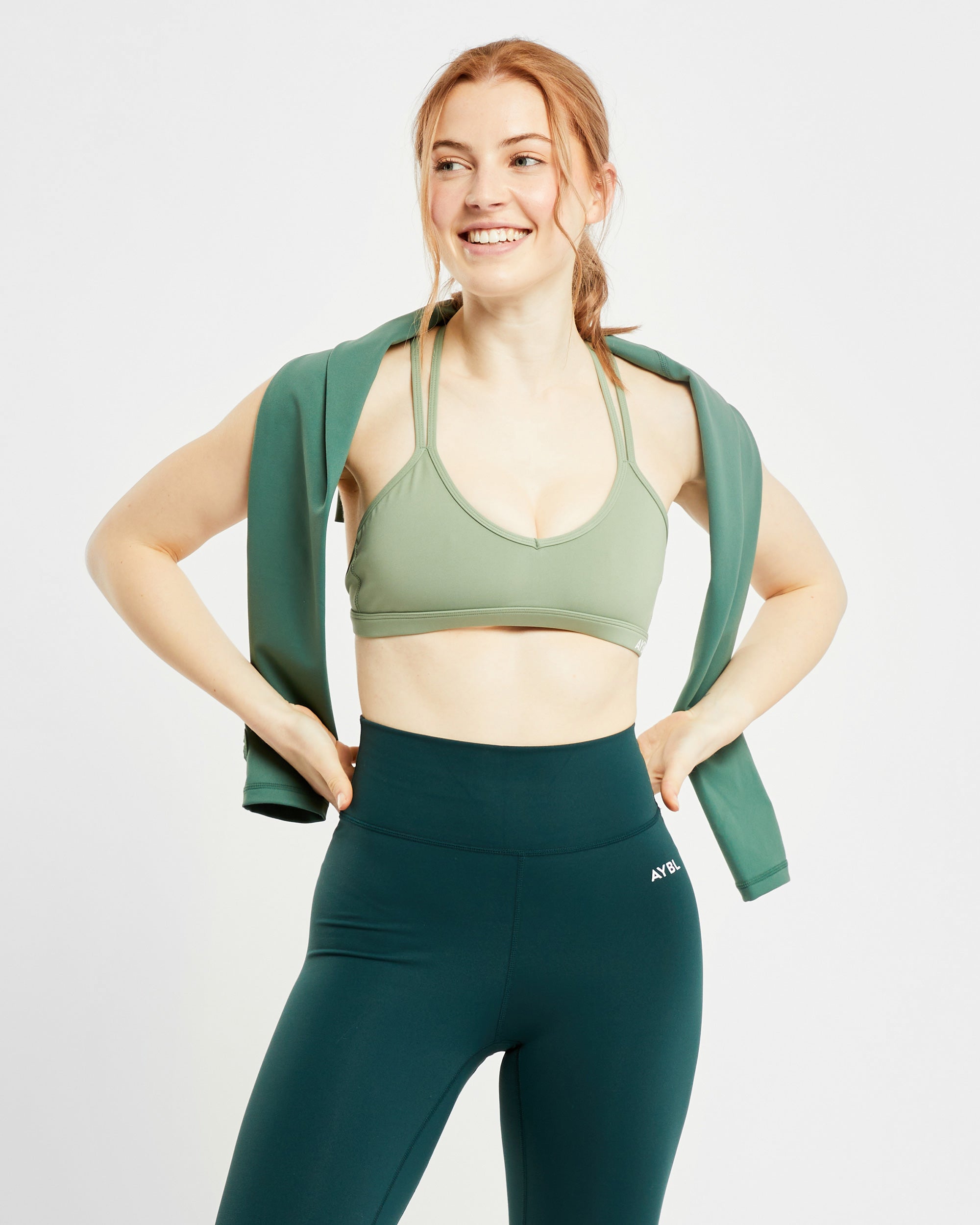 Essential Strappy Sports Bra - Olive Groen