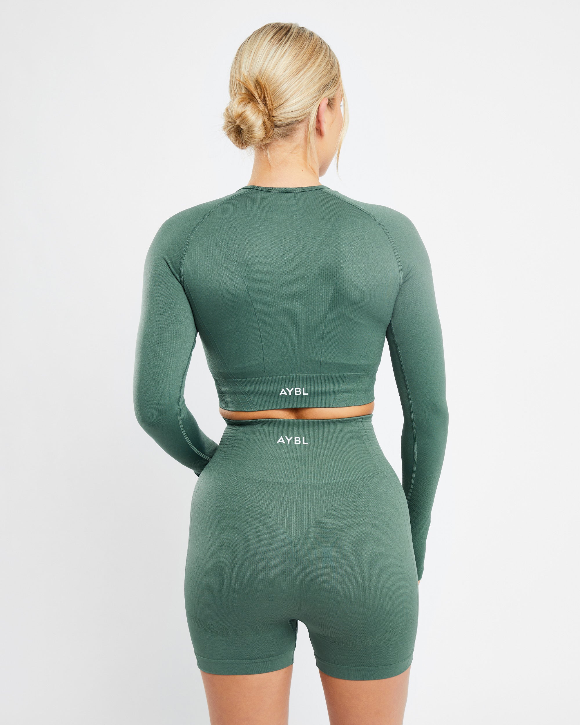 Balance V2 Seamless Long Sleeve Crop Top - Groen