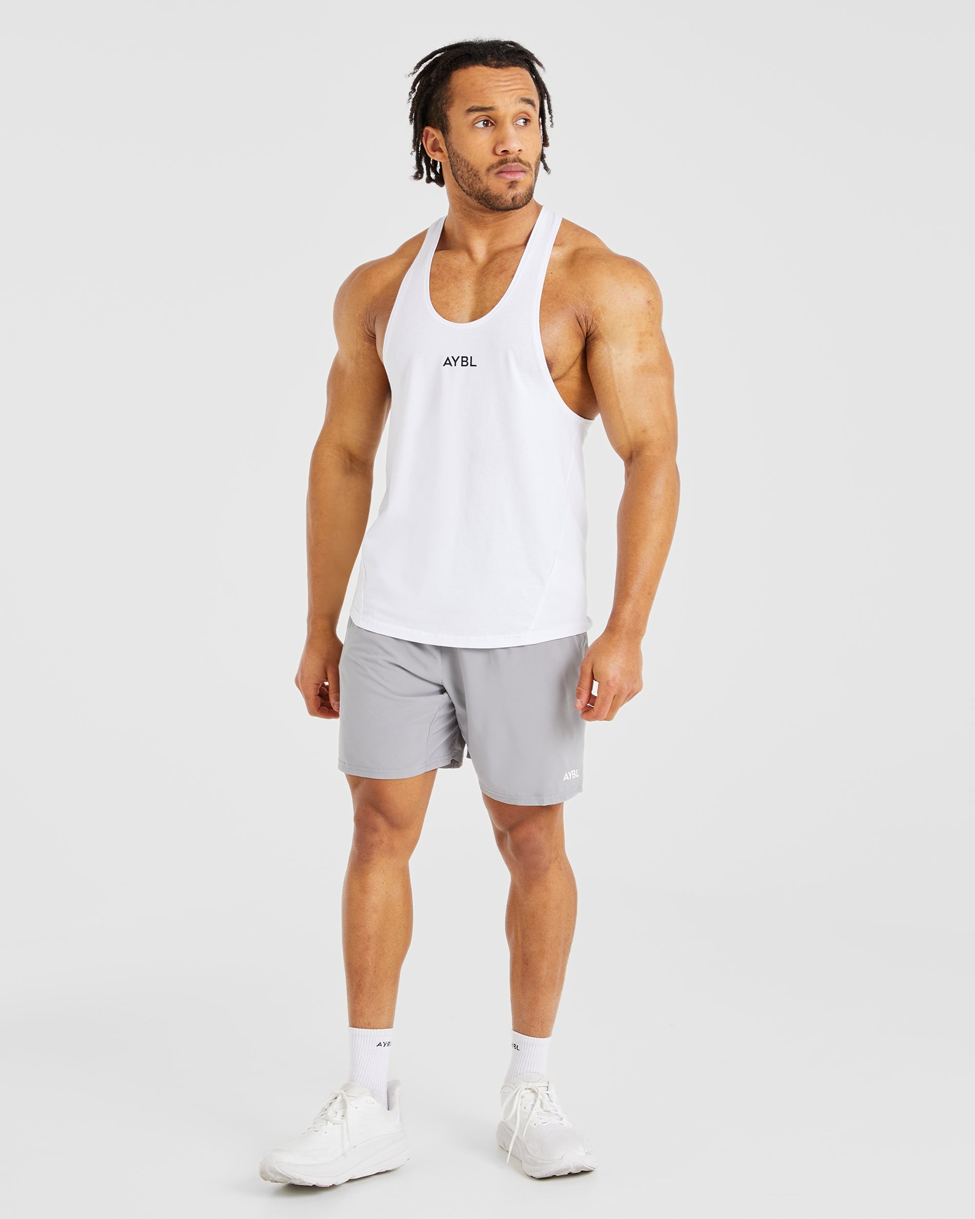Essential Stringer - Wit