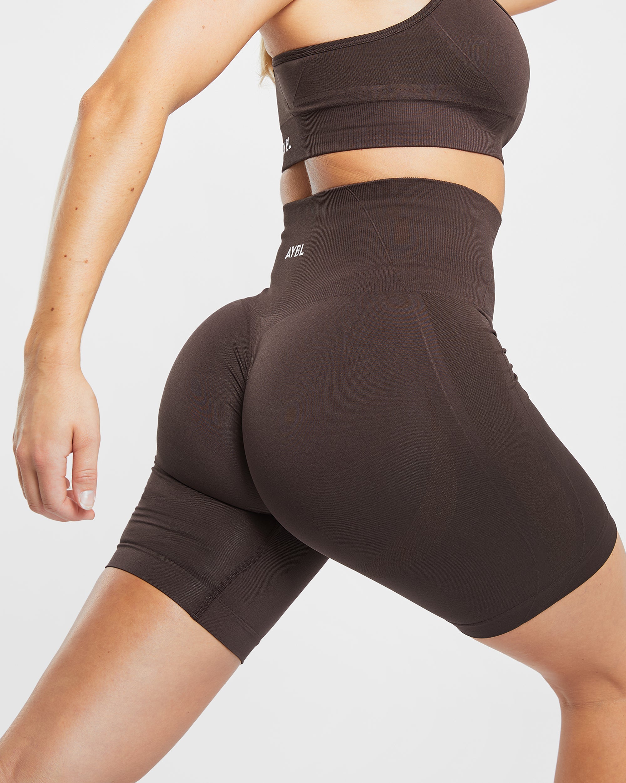 Empower Seamless Cycling Shorts - Cocoa Bruin