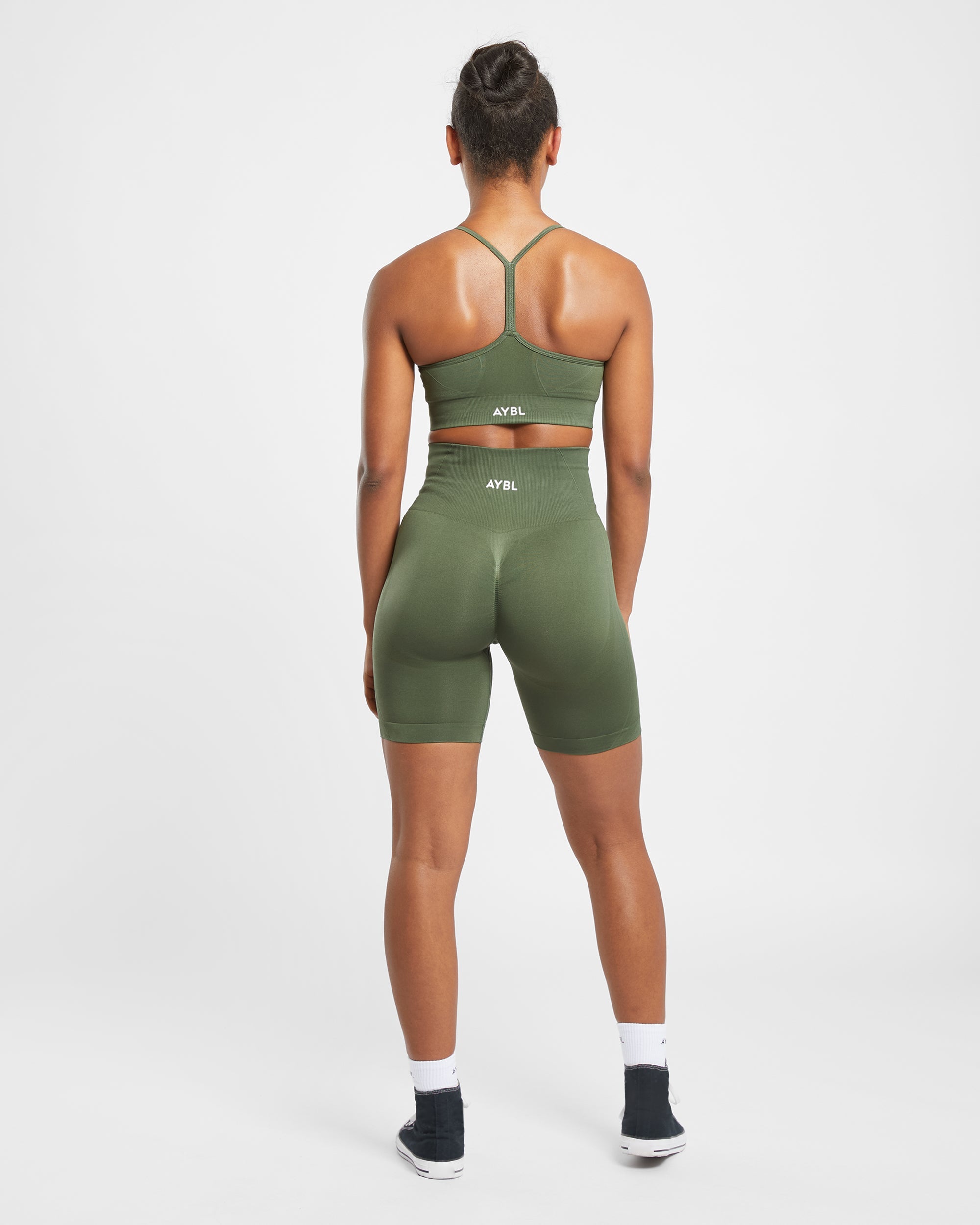 Empower Seamless Cycling Shorts - Khaki Groen