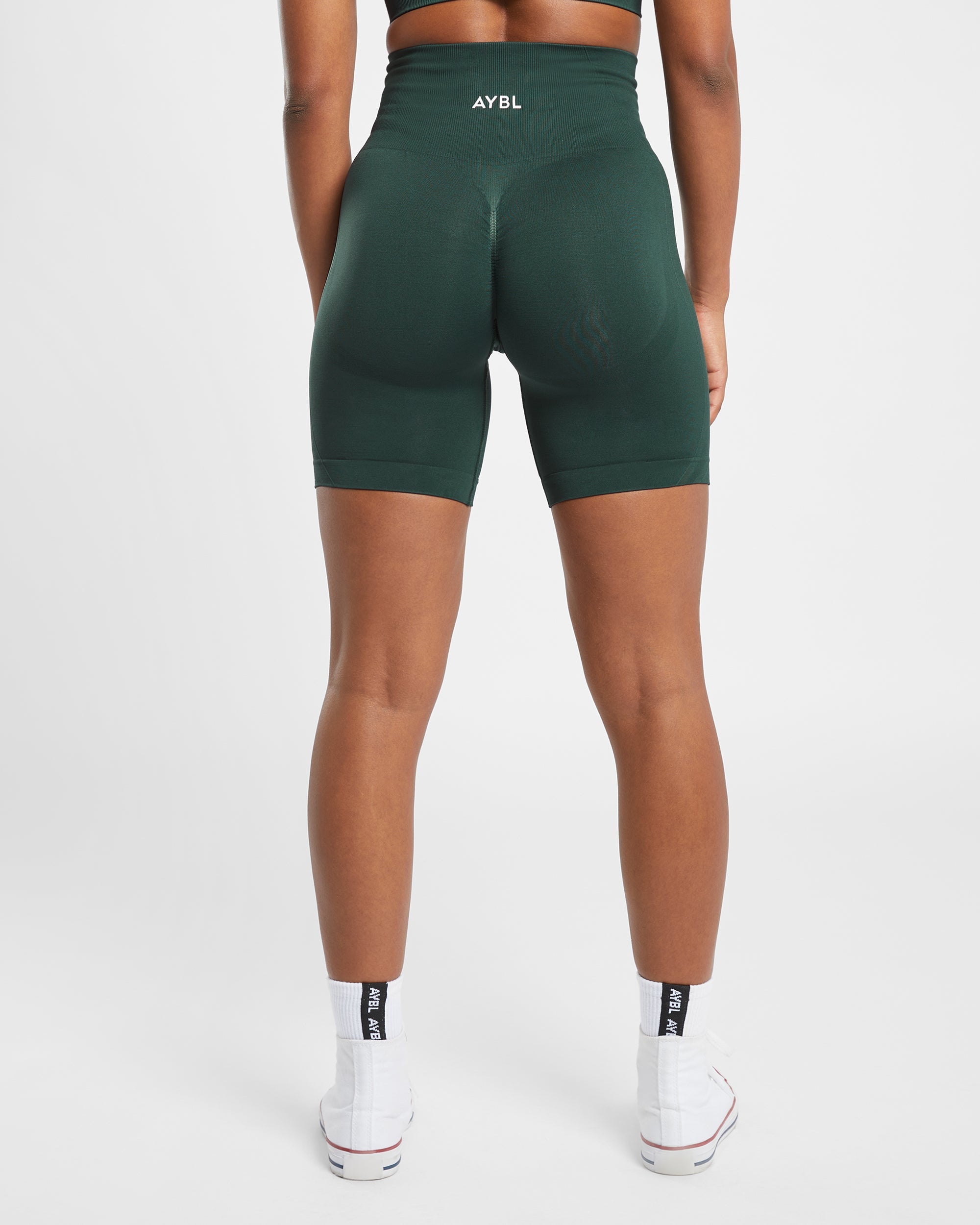 Empower Seamless Cycling Shorts - Dark Groen