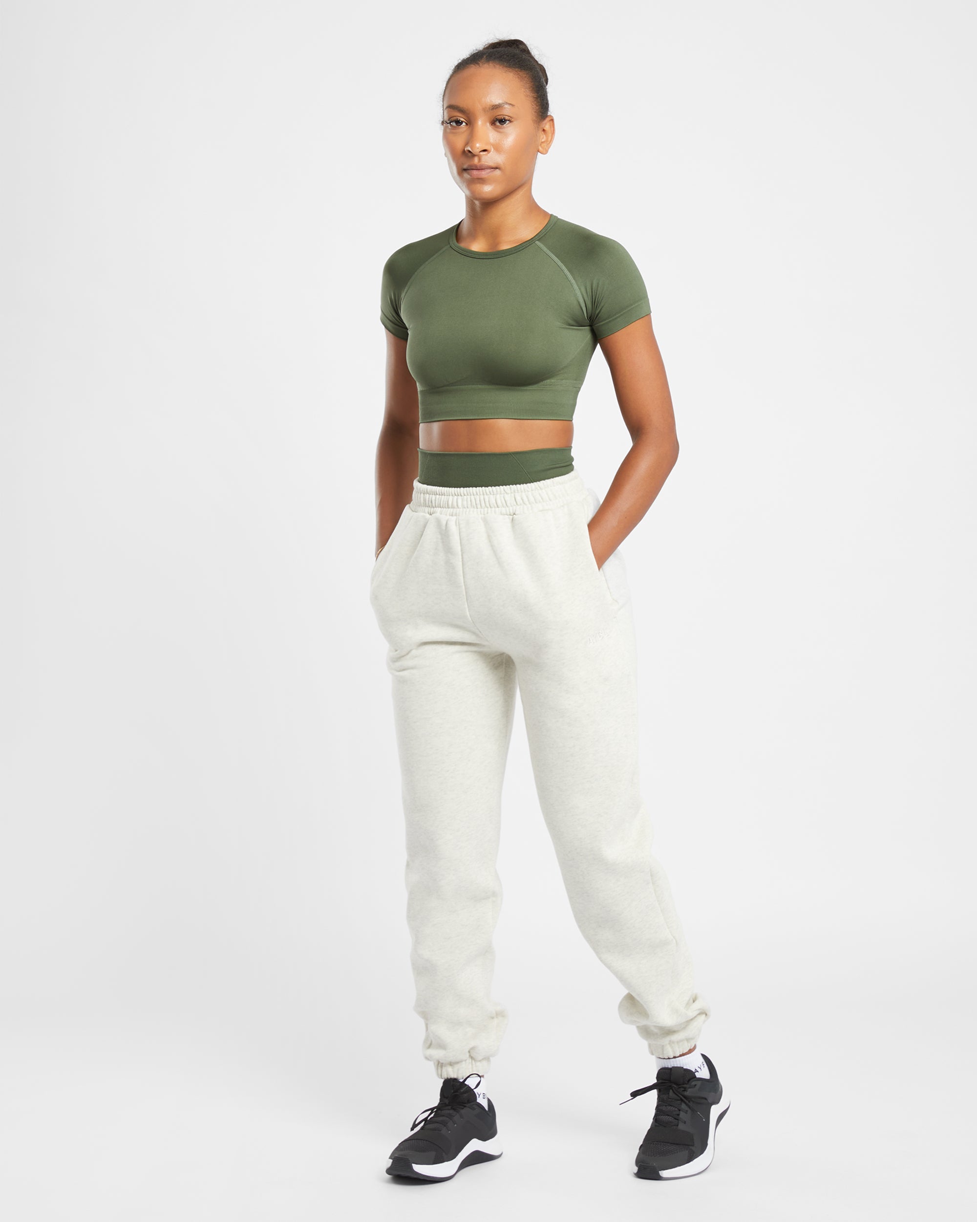 Empower Seamless Crop Top - Khaki Groen