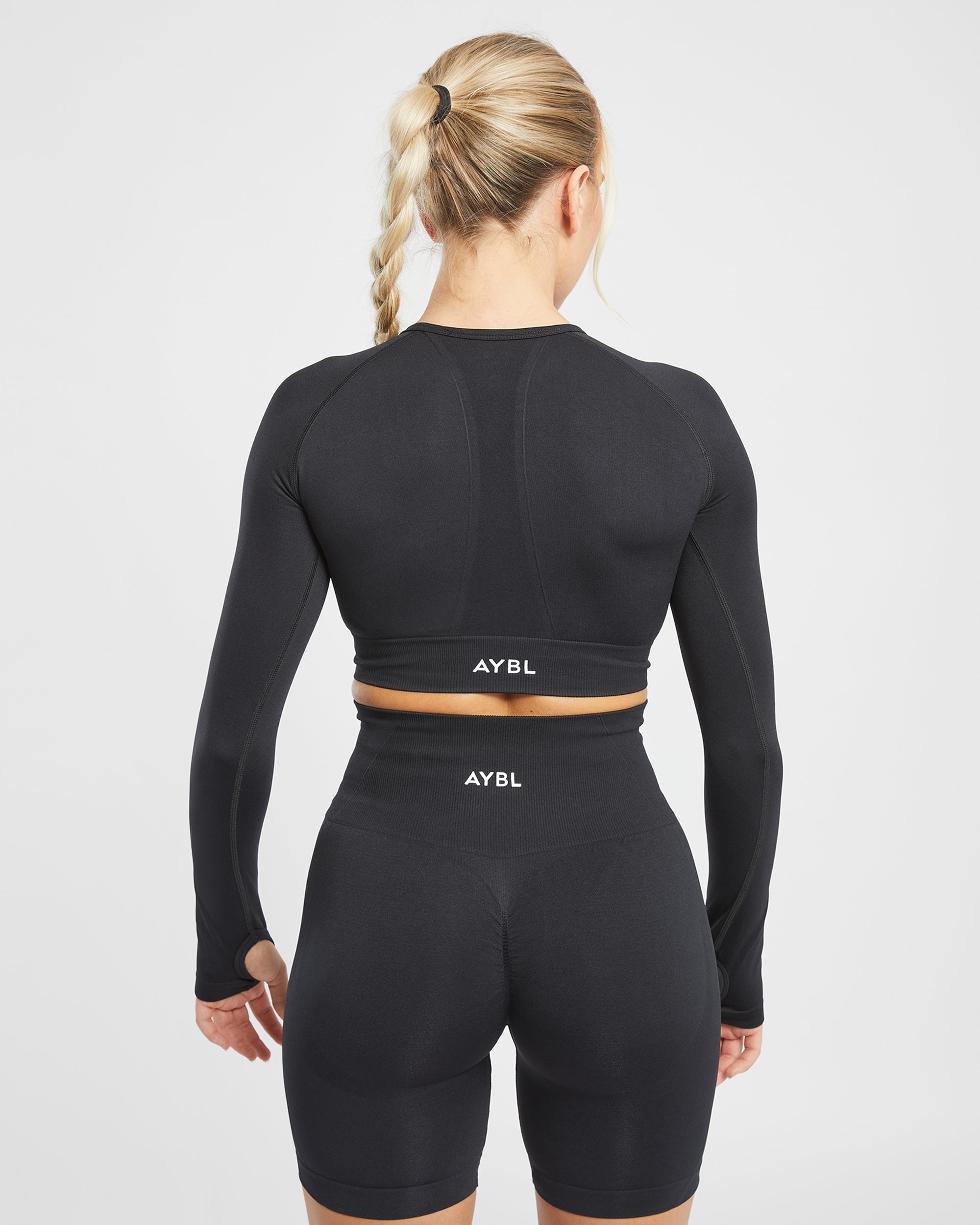 Empower Seamless Long Sleeve Crop Top - Zwart