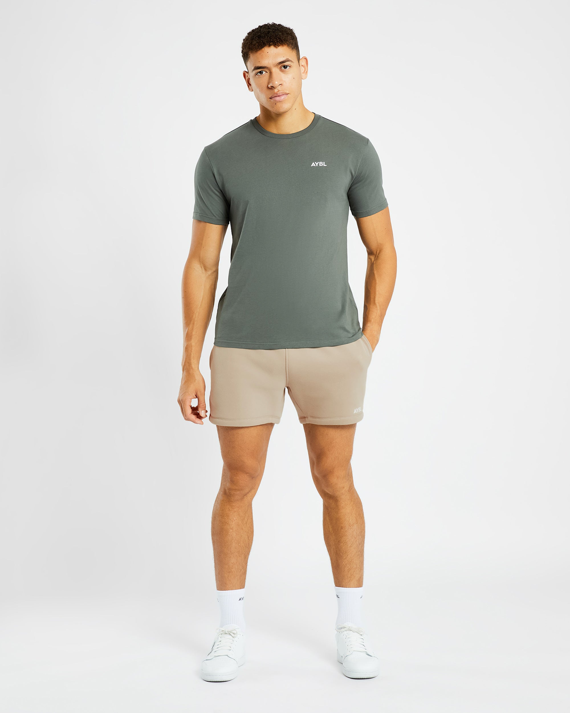 Essential T Shirt - Muted Groen