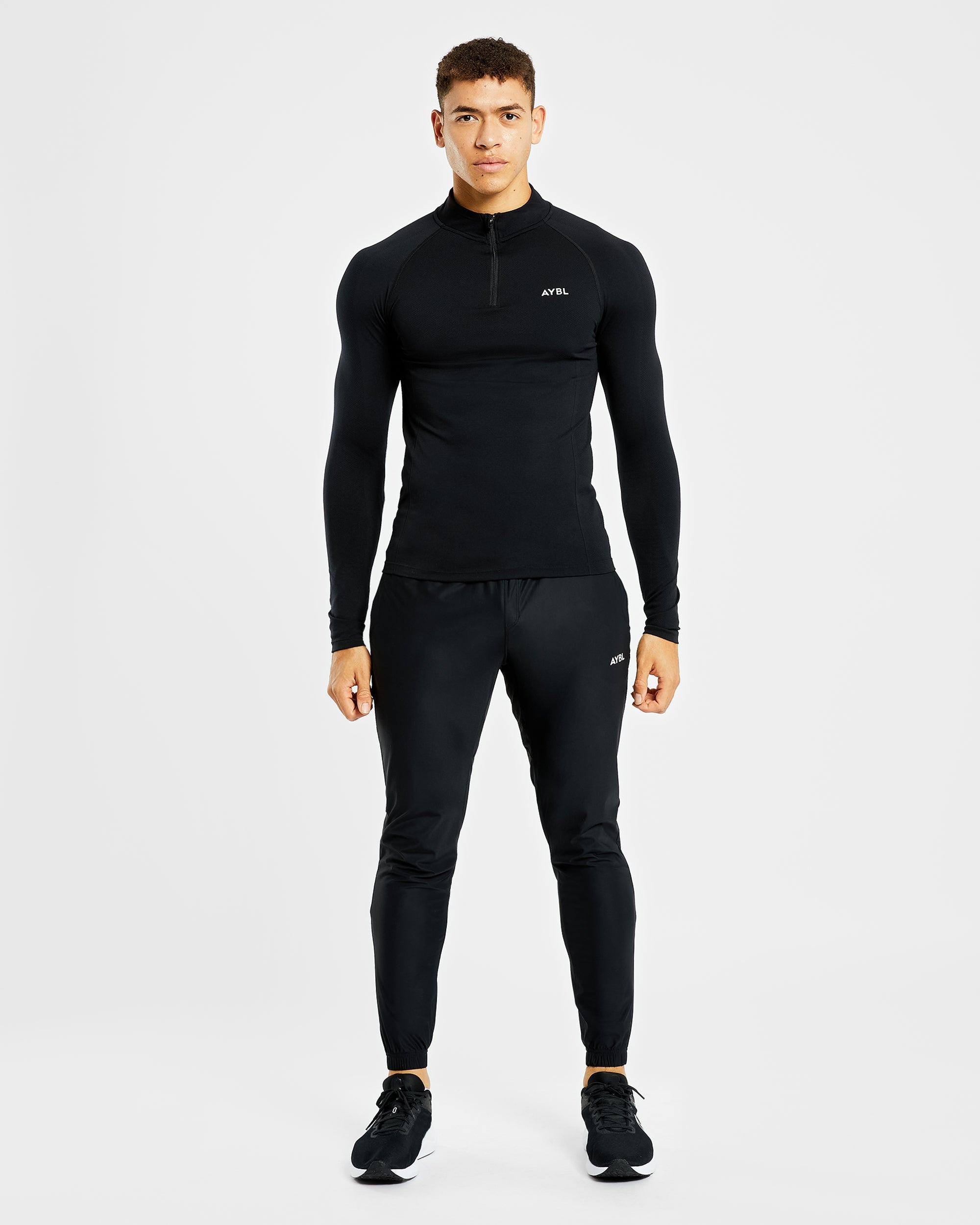 Essential Seamless 1/4 Zip Pullover - Zwart