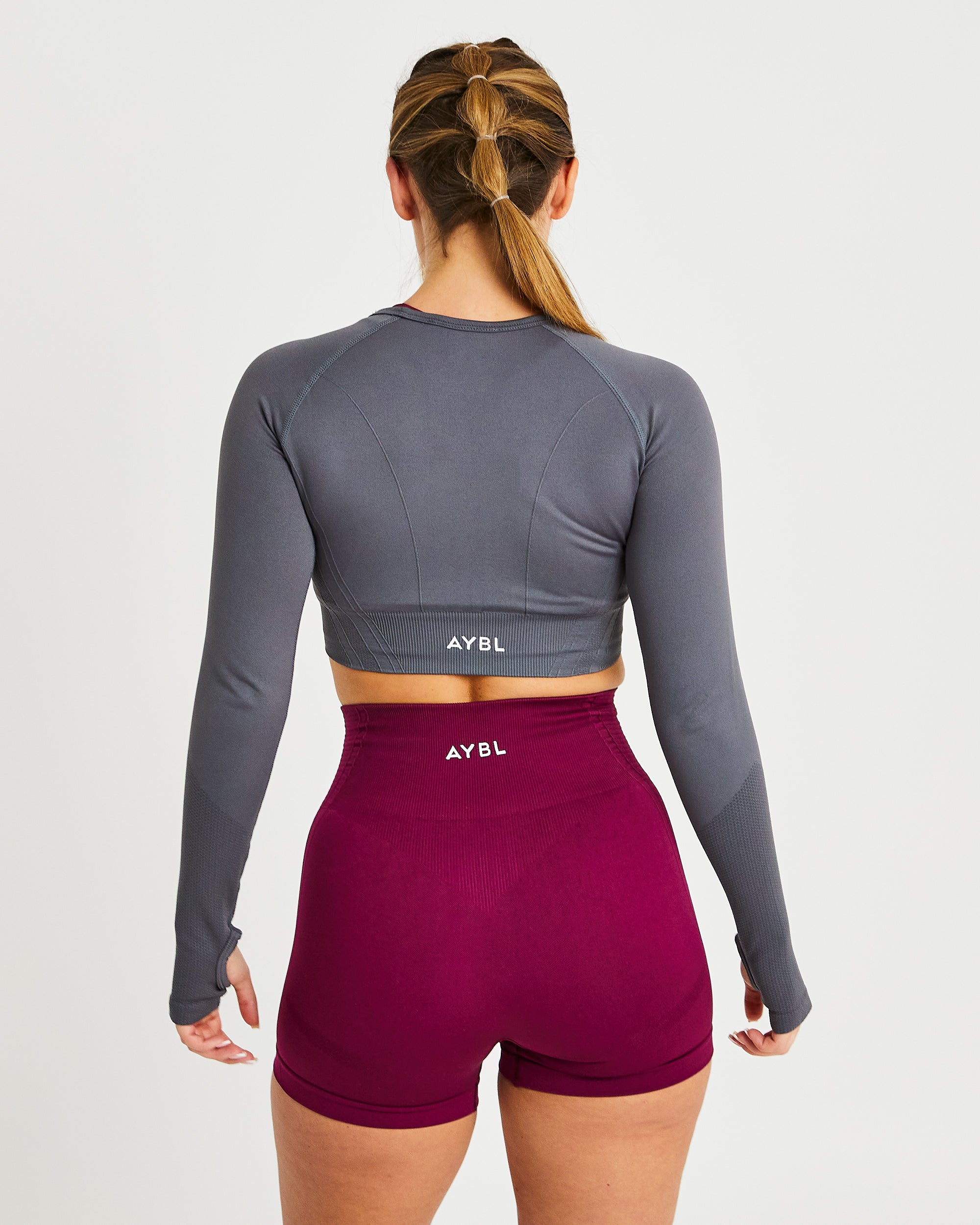 Balance V2 Seamless Long Sleeve Crop Top - Castlerock Grijs