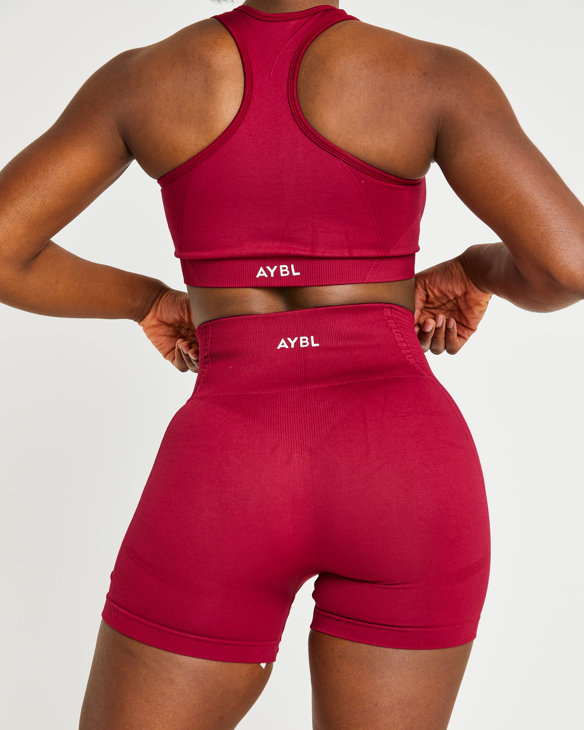 Balance V2 Seamless Shorts - Rumba Rood