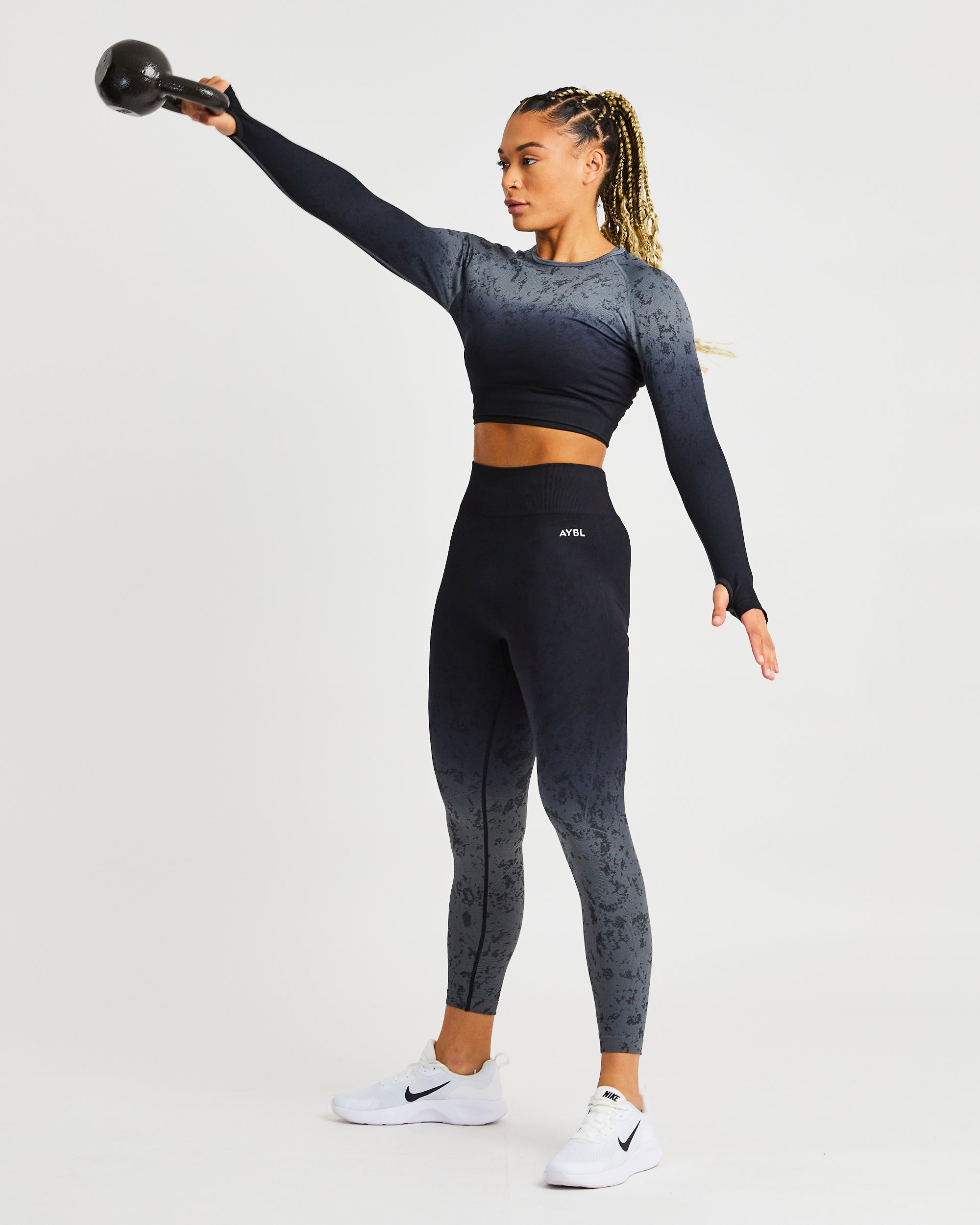 Flare Seamless Long Sleeve Crop Top - Zwart