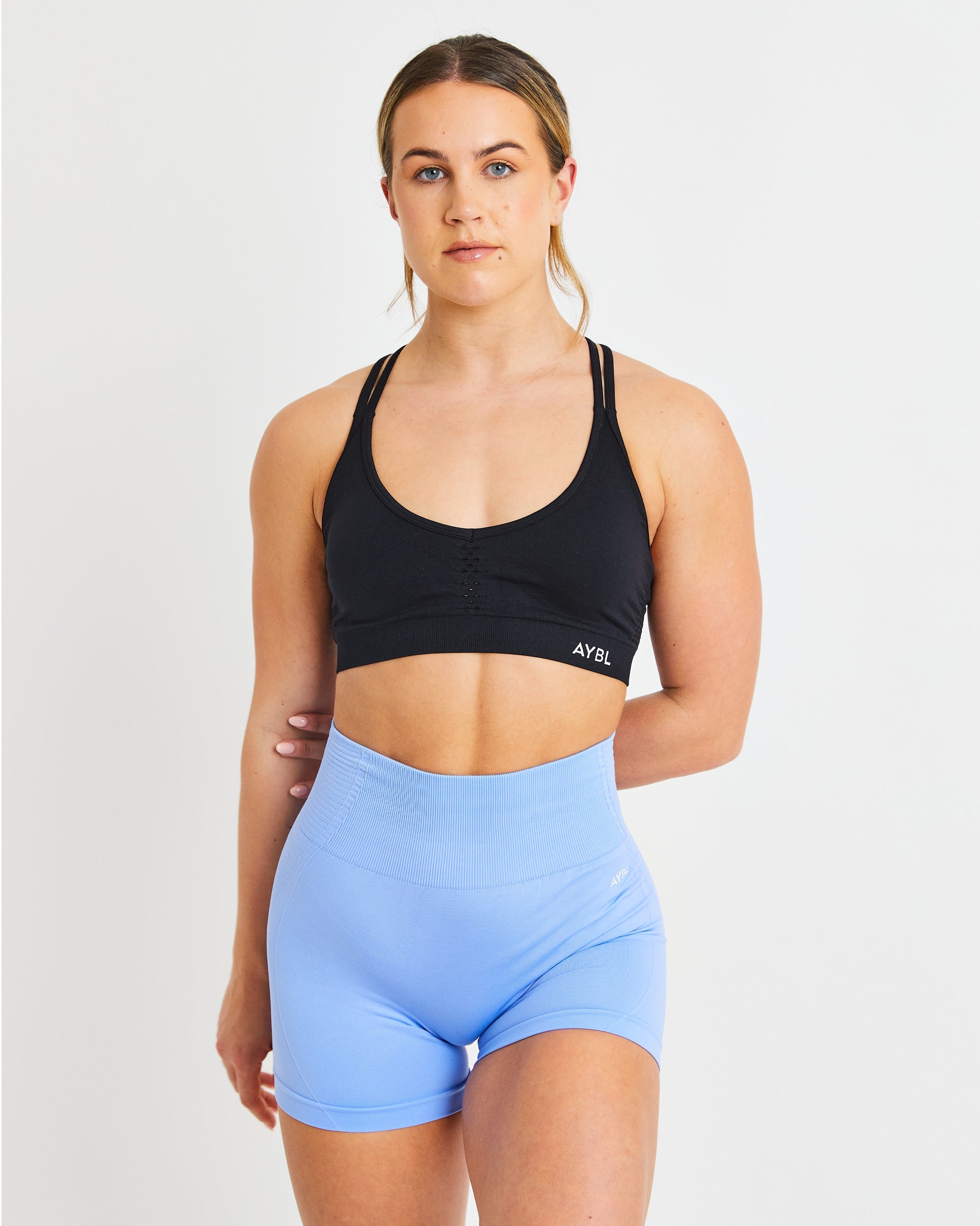 Essential Seamless Strappy Sports Bra - Zwart