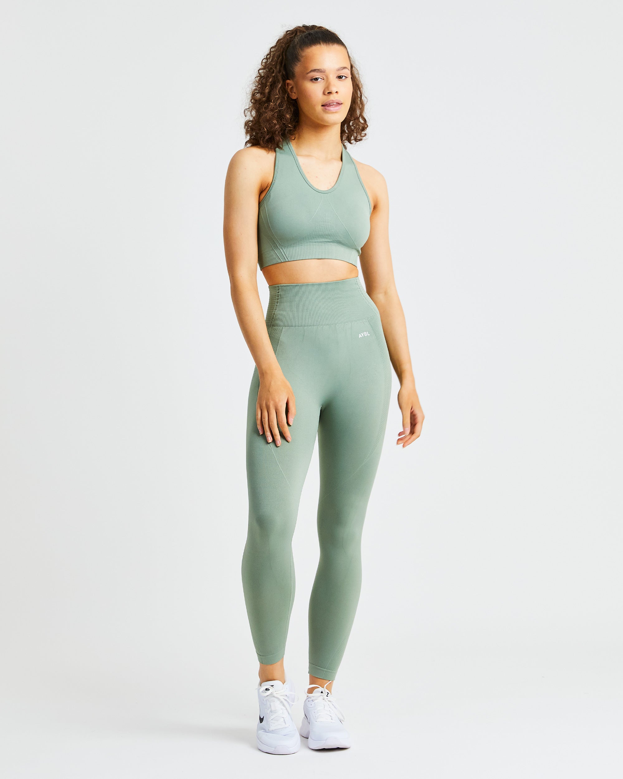 Balance V2 Seamless Sports Bra - Olive Groen