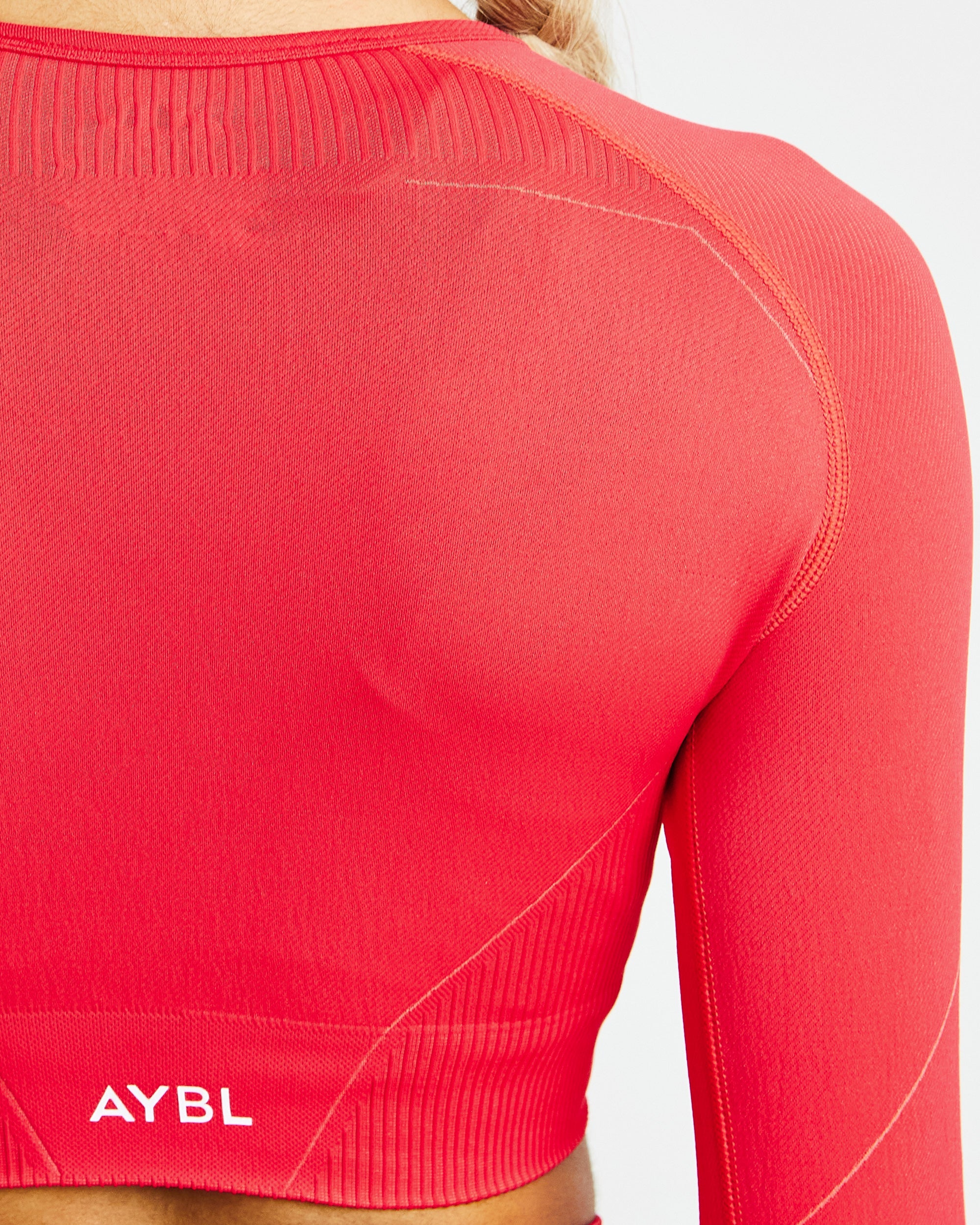 Reflex Seamless Long Sleeve Crop Top - Rood