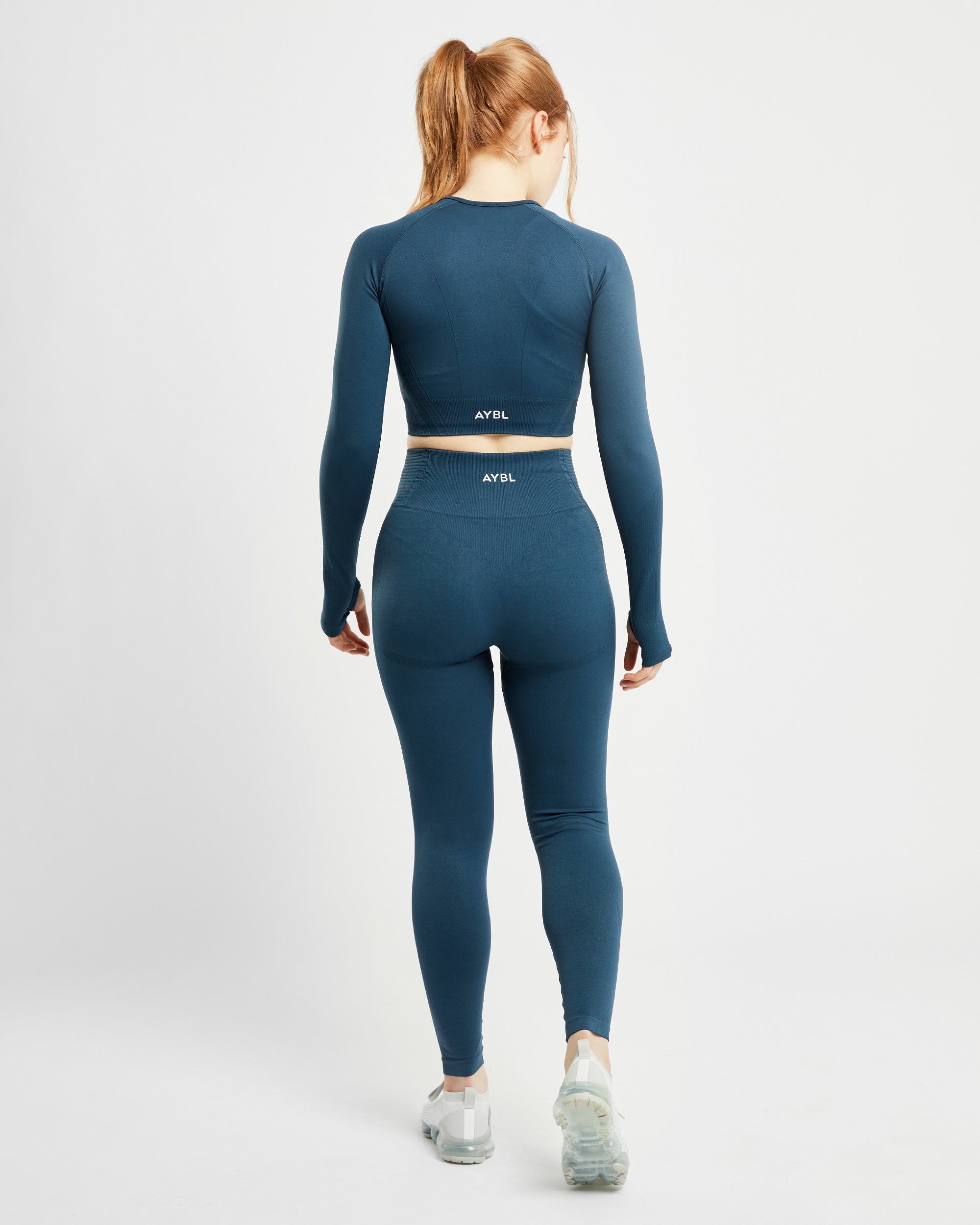 Balance V2 Seamless Long Sleeve Crop Top - Marine Blauw