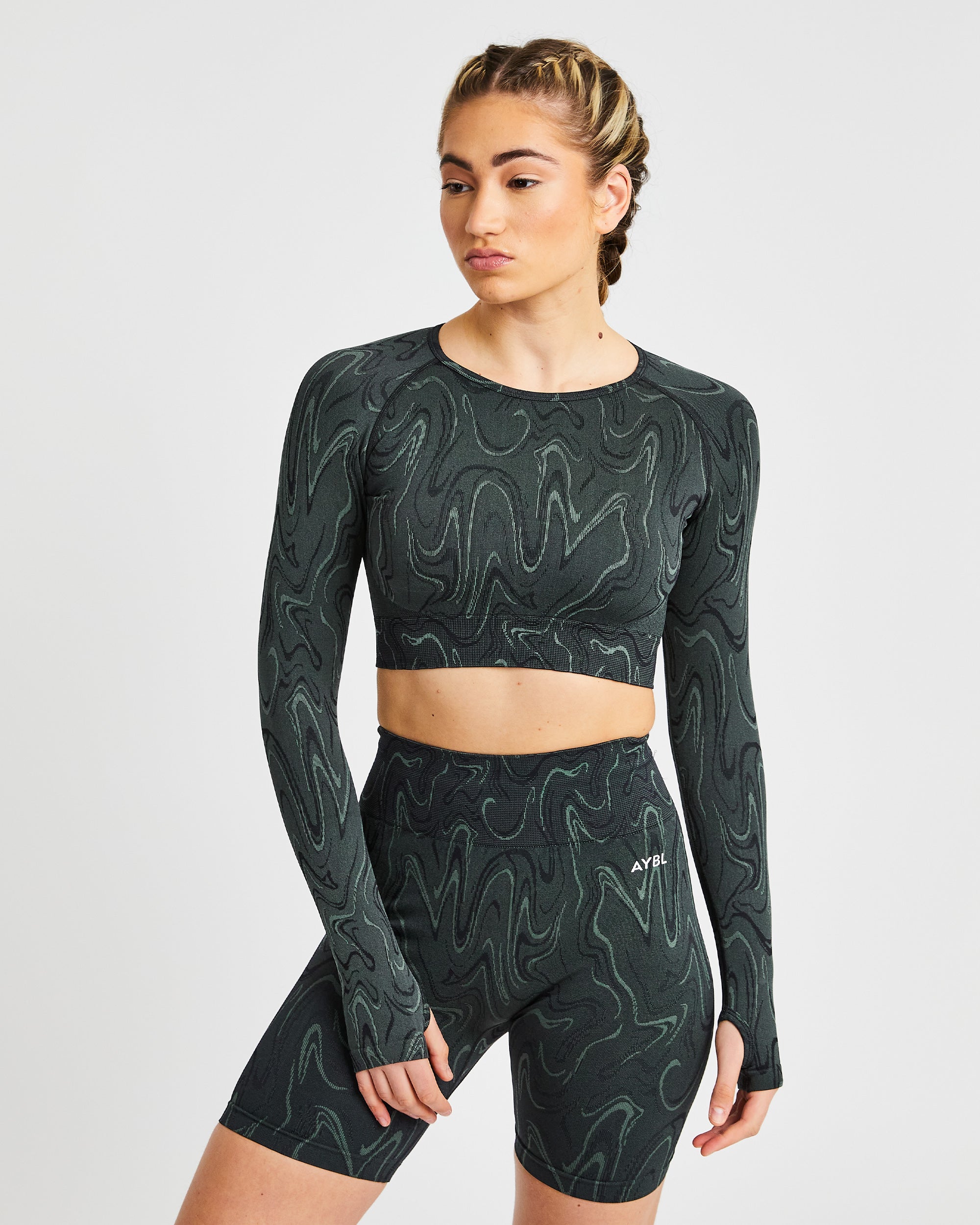 Velocity Seamless Long Sleeve Crop Top - Zwart