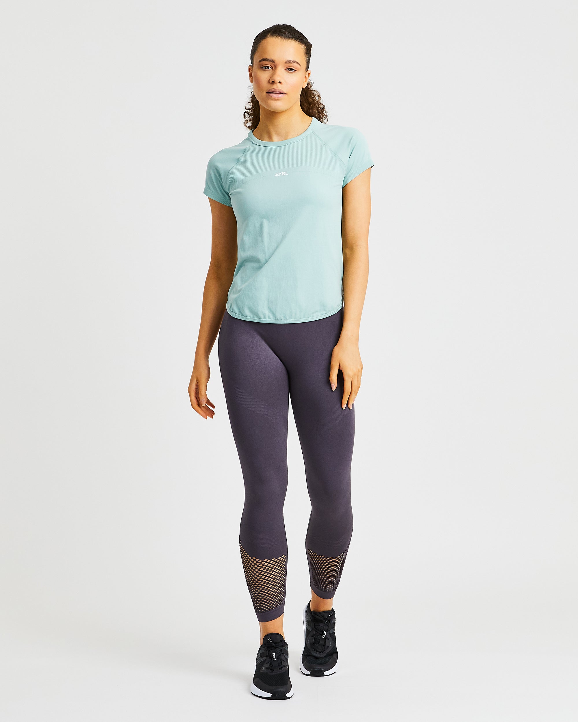 Reform Seamless T Shirt - Sage Groen