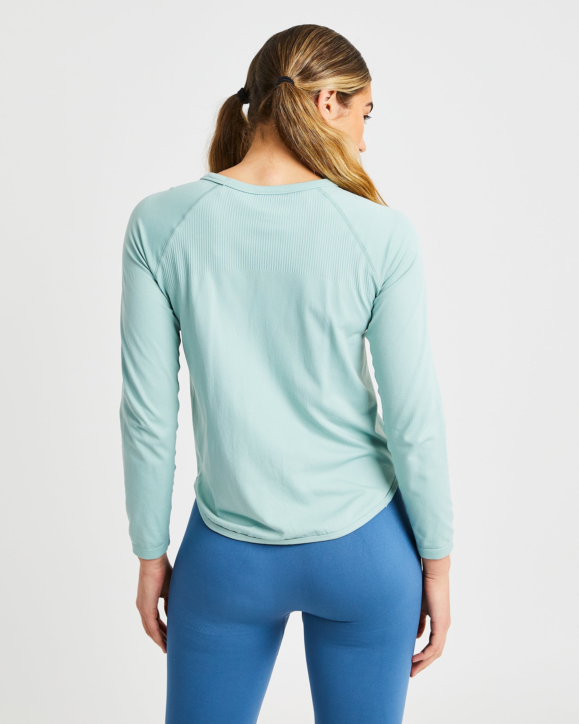 Reform Seamless Long Sleeve T Shirt - Sage Groen