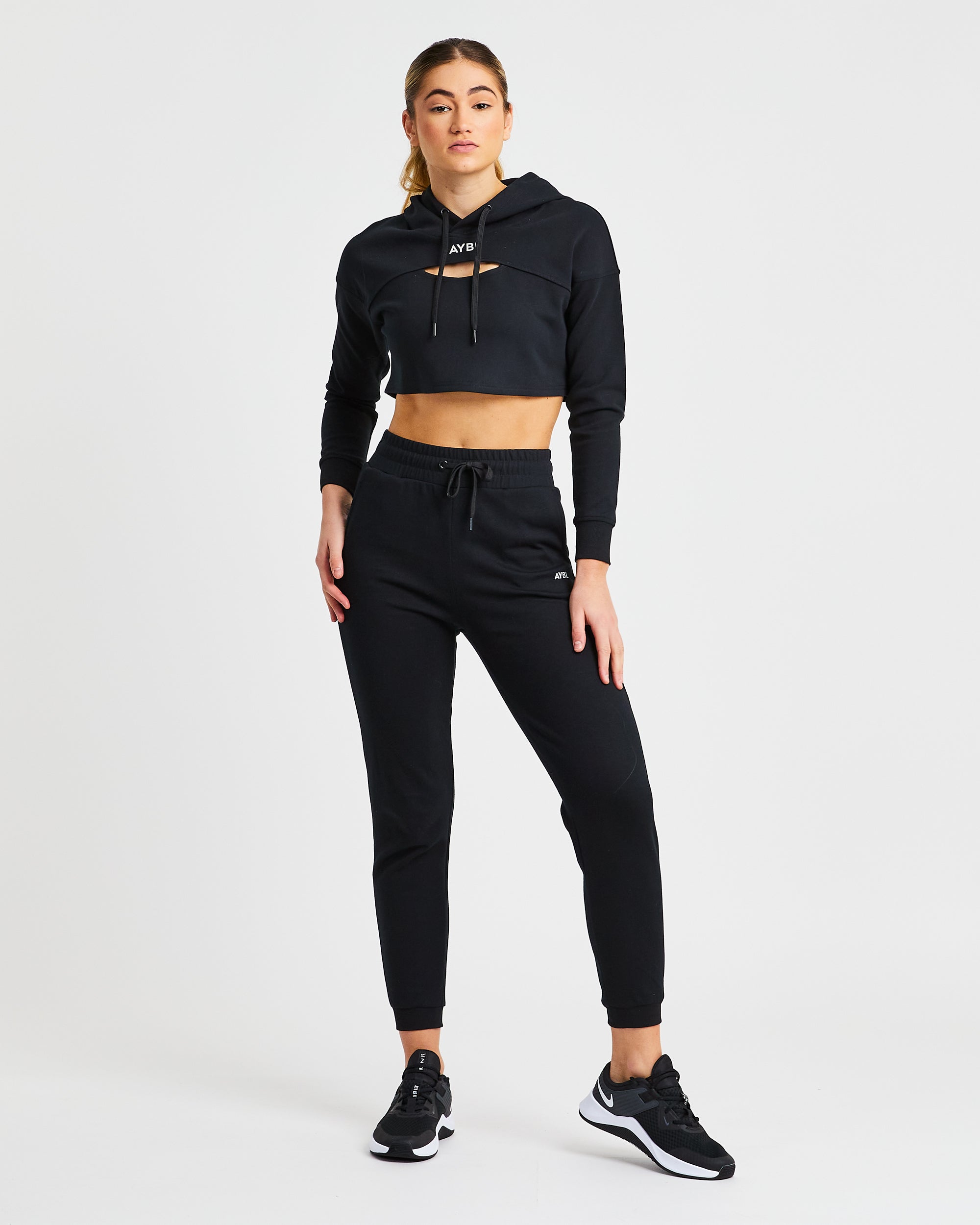 Everyday Cutout Crop Hoodie - Zwart