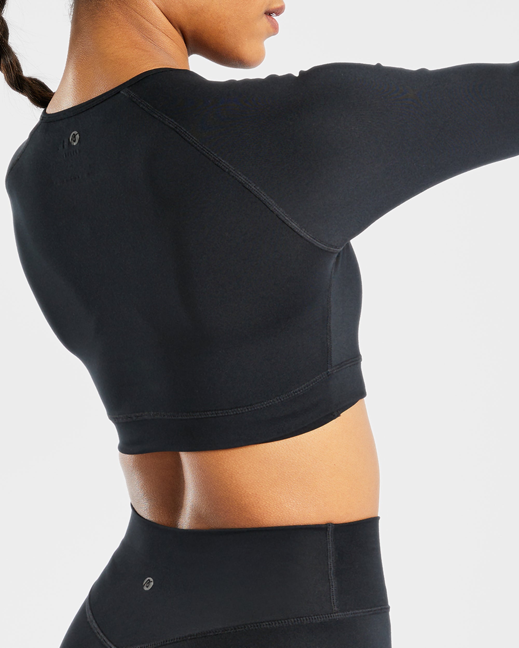 Staple Long Sleeve Crop Top - Zwart